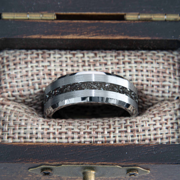Purple Stichtite Tungsten Thin Center Line Ring Copperbeard Jewelry