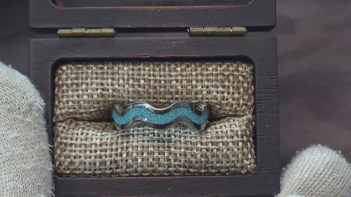 Turquoise Clamshell Titanium Ring